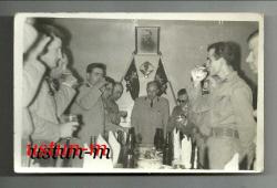 27 HAZİRAN 1966 ÇORLU,MALT HÜLASASI İÇEN SUBAYLARIN MASABAŞI KUTLAMASI...