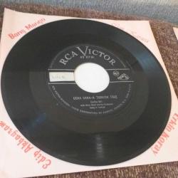 Efemera - Eartha Kitt * Uska Dara (Üsküdara gider iken KATİBİM) A Turkish Tale / Two Lovers raf.3 - kitantik - kitaLog