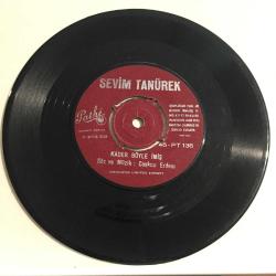 Sevim Tanürek - Maziyi unutma / Kader böyle imiş / 45'lik plak