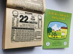 22 Ocak 1994 hediyelik orijinal Türkiye gazetesi takvim yaprağı (Cin Ali kitabı hediyeli:)