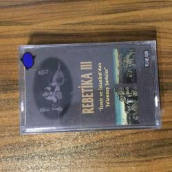 Rebetika III - İzmir ve İstanbul'dan Yıllanmış Şarkılar / Rumca kaset / jelatininde