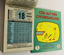 18 Şubat 2005 hediyelik orijinal Fazilet takvim yaprağı (Cin Ali kitabı hediyeli:)