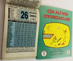 26 Ağustos 2005 hediyelik orijinal Fazilet takvim yaprağı (Cin Ali kitabı hediyeli:)