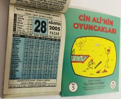 28 Ağustos 2005 hediyelik orijinal Fazilet takvim yaprağı (Cin Ali kitabı hediyeli:)