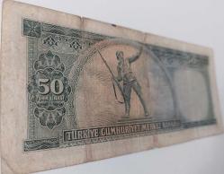 5.EMİSYON 4.TERTİP 50 TÜRK LİRASI SERİ T3 004860 SERİ NOLU NATÜRELDİR SERİNİN NADİRİ 2023 KATALOK DEĞERİ; 400 DOLAR