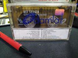 ALİ SEZGİN - GİTARIMIN HAVASI - MY GUITAR'S WORLD - AMBALAJLI - KASET