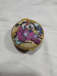 K56-----JAPON GEYŞA VE SAMURAY RESİMLİ PORSELEN KUTU- DAMGASIZ