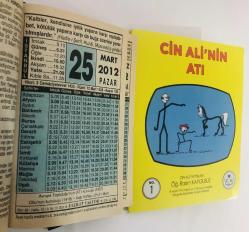 25 Mart 2012 hediyelik orijinal Fazilet takvim yaprağı (Cin Ali kitabı hediyeli:)
