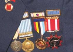 TÜRK ASKERLERİNE VERİLEN KORE GAZİ MADALYASI B6835