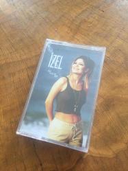 İZEL - BİR KÜÇÜK AŞK - KASET (JELATİNİNDE)