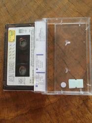 AYLİN LİVANELİ - SEVDA DEĞİL - KASET