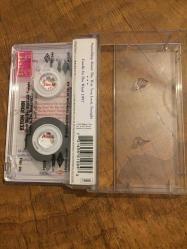 ELTON JOHN - SOMETHING ABOUT THE WAY YOU LOOK TONIGHT / CANDLE IN THE WIND - KASET