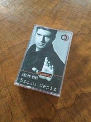 ÖZCAN DENİZ - ASLAN GİBİ / DOKUNMA - KASET