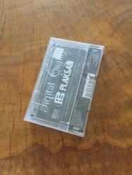 İLHAN İREM - UÇUK MAVİ PENCERE - KASET (JELATİNİNDE)