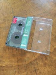 NİLÜFER - YENİDEN YETMİŞE - KASET