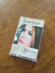 TEZCAN TEZGEL - YANIYORUM - KASET
