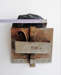 Antika El Yapımı Anahtarlı Demir Kapı Kilidi -- Eski Tip Kilit - Büyük Boy Köy Kapısı Kilit