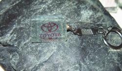 Sanat Taciri- Nadir Koleksiyonluk Toyota Cam Anahtarlık Eskilerden