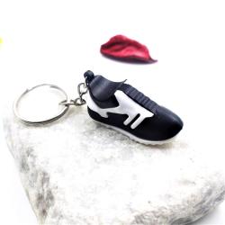 BeşiktaşFutbol Takımı Ayakkabı Anahtarlık -- Siyah Beyaz Krampon Anahtarlık