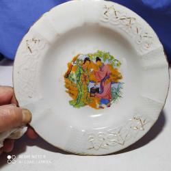 T7---------UZAKDOĞU RESİMLİ İSTANBUL PORSELEN YAŞLI YEMEK TABAĞI