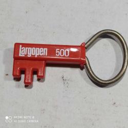 A19-------LARGOPEN 500 ANAHTAR ŞEKLİNDE PLASTİK ANAHTARLIK