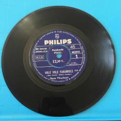 Nana Mouskouri - Vole Vole Farandole / Je N'Ai Rien Appris / 45'lik