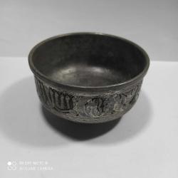 M58-----DUA YAZILI EL DEKORLU BAKIR AYAKLI KASE