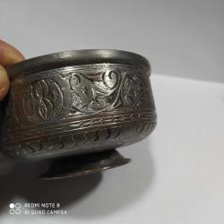 M58-----DUA YAZILI EL DEKORLU BAKIR AYAKLI KASE