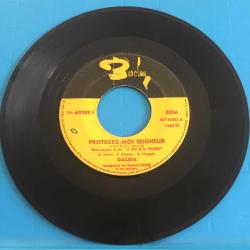 Dalida - Protégez-Moi Seigneur / Comme Une Symphonie (Come Sinfonia) / 45'lik