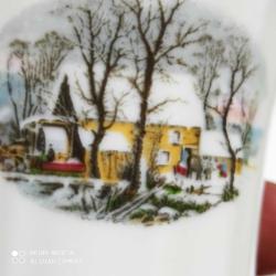 P10----CROWN BAVARIA YENİ YIL TEMALI RESİM 1980'LER ÜRETİMİ KÜÇÜK BOY PORSELEN VAZO