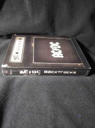 Back Tracks (Sıfır/Jelatinli) - AC / DC  KUTULU (2CD+/1DVD) (Orijinal jelatinli hiç açılmamış kutusunda, (JELATİNİ İÇİNDE YENİ SIFIR)
