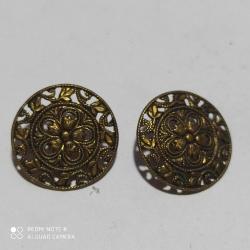 K41--2 ADET BİTKİ DESENLİ PRES BASKI ANTİKA PİRİNÇ DÜĞME