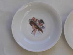 Vintage 2 Adet Kadın Portreli Porselen Tabak