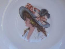 Vintage 2 Adet Kadın Portreli Porselen Tabak