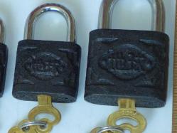 Dökme Demir Eski Asma Kilit Lotu - 4 Adet Eski Asma Kilit - Vintage Globe Asma Kilit