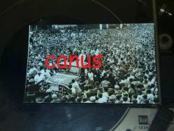 SÜLEYMAN DEMİREL ve NAZMİYE DEMİREL Miting Fotoğrafı