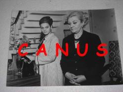 NAZAN ŞORAY ve HANDAN ADALI -Kapıcının Kızı- Filmi, Yeşilçam Sinema Fotoğraf