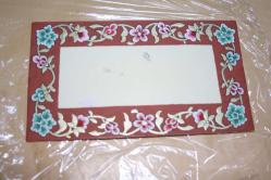 LOT.18 » ORTASI YAZILABİLİR TEZHİP SANATI EL YAPIMI ESER (CAM ÖNÜ RAF ÜSTÜ