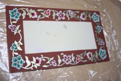 ORTASI YAZILABİLİR TEZHİP SANATI EL YAPIMI ESER (CAM ÖNÜ RAF ÜSTÜ