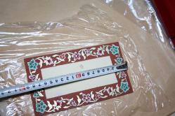 ORTASI YAZILABİLİR TEZHİP SANATI EL YAPIMI ESER (CAM ÖNÜ RAF ÜSTÜ