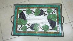 ÜZÜM VE YAPRAK KARO ŞEKLİNDE MERMER VEYA BAŞKA BİR ŞEYDEN EL YAPIMI BAKINIZ LÜTFEN (ESKİ DEPO