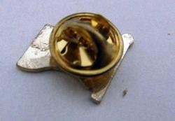 TÜRKİYE KIZILAY DERNEĞİ EUROPA ORİJİNAL YAKA ROZETİ NADİRDİR (ÇİFT TARAFLI RAF UFAK KUTUDA