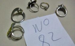 MODERN YÜZÜK LOTU 5.BEŞ ADET METAL YÜZÜK LOTU SÜPER YÜZÜKLER DETAY RESİMLERDE VAR ( İ11 KASA NO 82