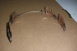 TAŞLARLA SÜSLÜ TAÇ.VEYA TOKA EKSİKLERİ VAR