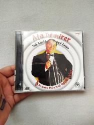 ATA DEMİRER TEK KİŞİLİK DEV KADRO 2.EL UYGUN FİYATA ORJİNAL VCD FİLM ( VCD 156 )