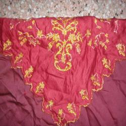 BOHÇA.OSMANLI.EL İŞLEMELİ NAKIŞLI DETAY RESİMLERDE VAR 110X110 CM