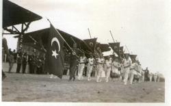 CUMHURİYET 10.YIL KUTLAMALARI ORİJİNAL FOTOĞRAFLAR ÇOK ÖNEMLİ SERİ KOLEKSİYON