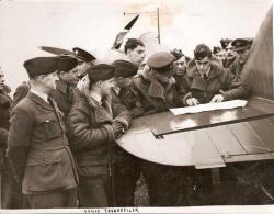 Antika - 2.Dünya Savaşı "WW2" Orijinal Türkiyedeki War Service İngiliz ve Fransız fotoğraflar Açıklama arkada - kitantik - kitaLog