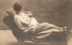 .Osmanlıca yazılı kart---Fotoğraf KADIN