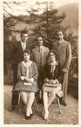 .Osmanlıca yazılı kart---Fotoğraf KADIN